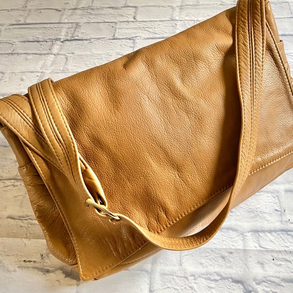 Handbags - HANDCRAFTED LARGE REAL LEATHER HANDBAG - NWOT